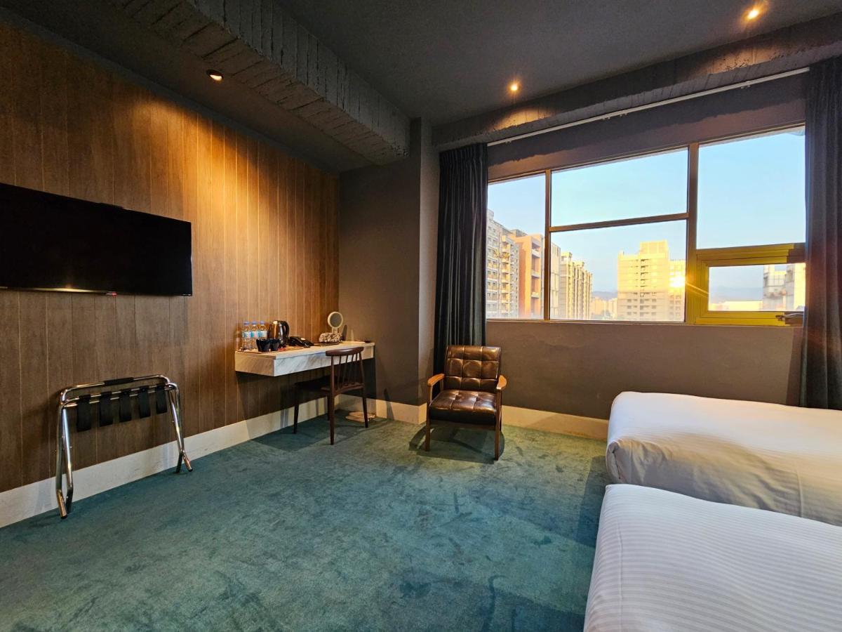 Modern Inn Tajcshung Kültér fotó